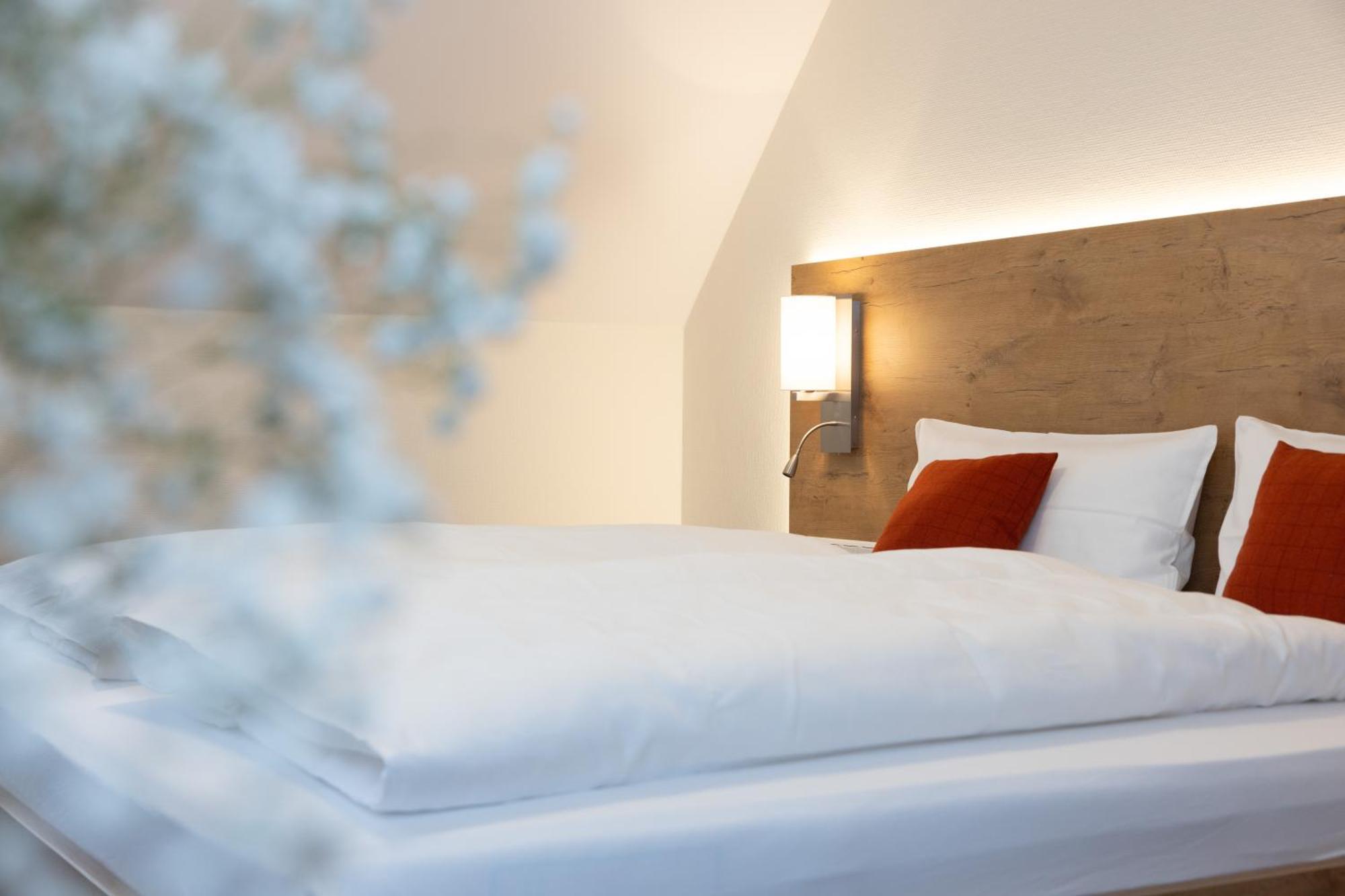 Landhotel Steigenhaus Untermunkheim Экстерьер фото